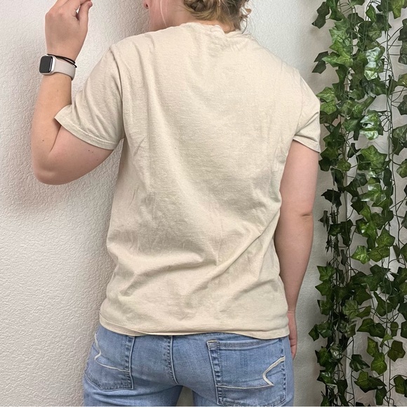 MTV Logo Vintage Beige T Shirt - Picture 2 of 9